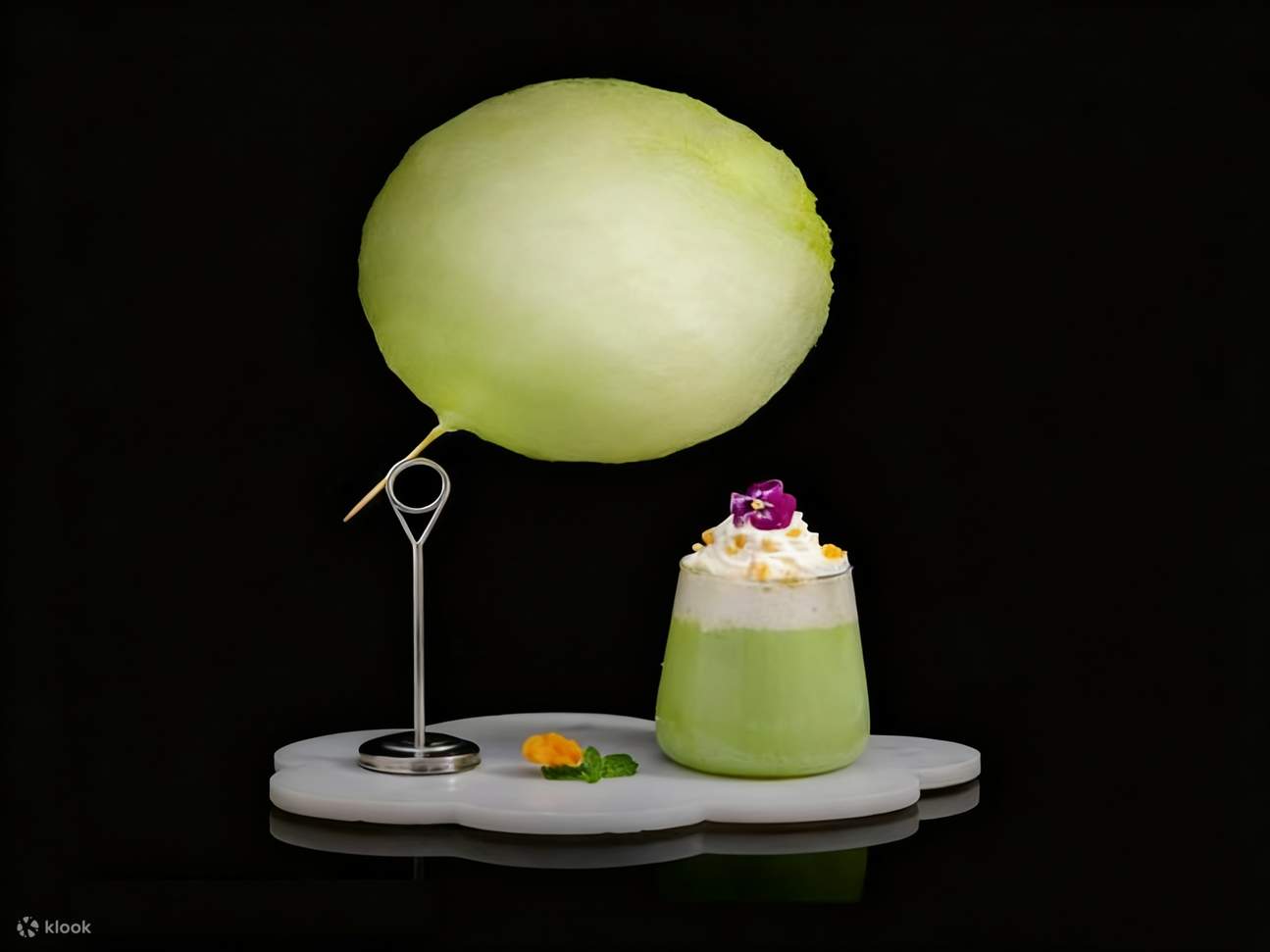 Anh đào vì em mà đẹp (xanh lá cây)